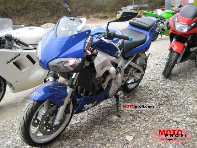 Yamaha YZF-R6 1999 photo