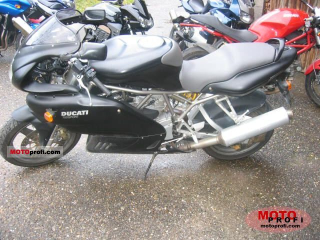 Ducati 750 Sport 2002 photo
