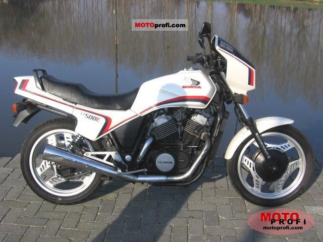 Honda VT 500 E 1984 photo