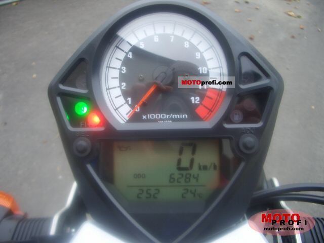 2005 suzuki sv 650. Suzuki SV 650 2005