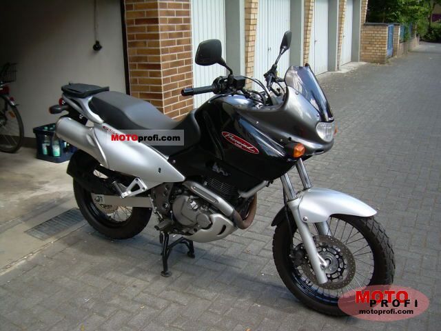 Carénage Avant Gauche Suzuki XF 650 Freewind (1997-2002)