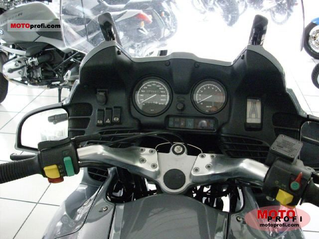 Bmw r-1100rt seats