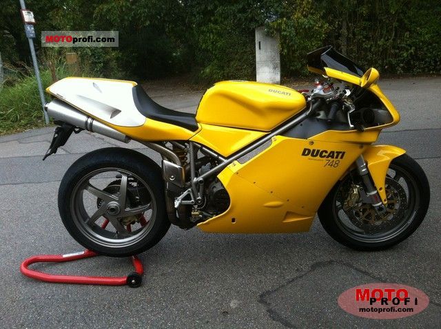 Ducati 748 2003 photo