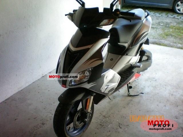 Aprilia SR 50 R Factory 2008 photo