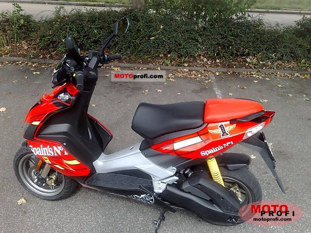 aprilia sr 50 factory. Aprilia SR 50 R Factory 2008