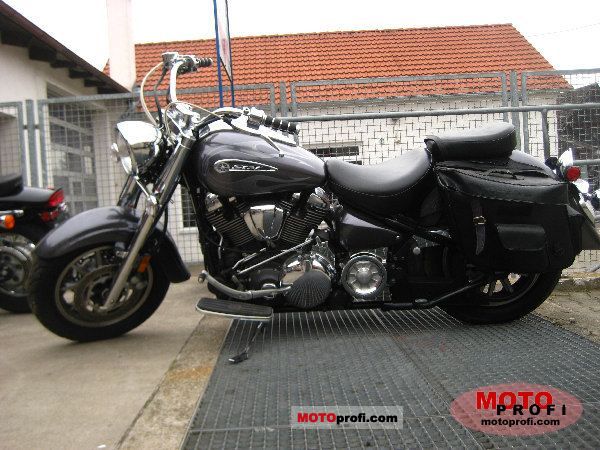 Yamaha Road Star 2008 photo