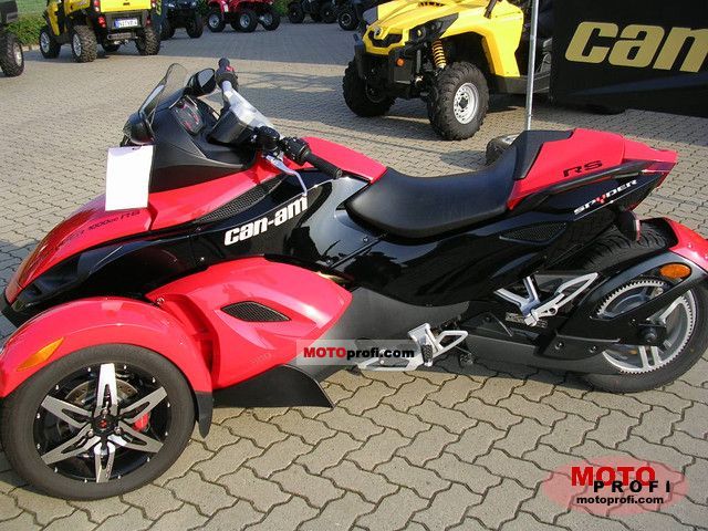 Can-Am Spyder RS-S 2010 photo