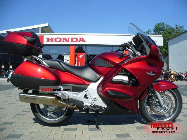 Honda ST1300 ABS 2011 photo